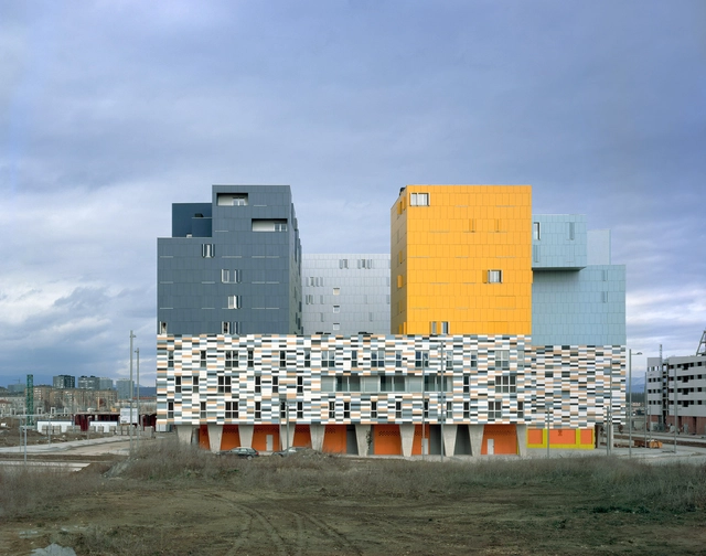 177 Apartamentos Subsidiados em Vitoria / Matos-Castillo Arquitectos - Habitação De Interesse Social