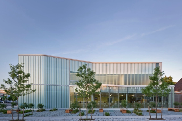 Biblioteca Glen Oaks Branch  / Marble Fairbanks - Bibliotecas