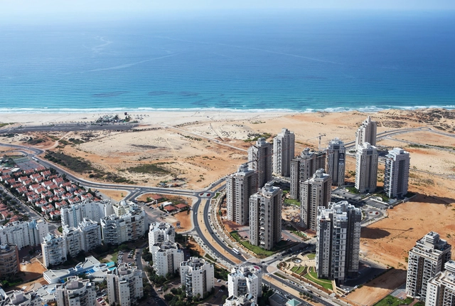 Bienal de Veneza 2014: Israel explora o tema "Urburb", uma paisagem nem urbana nem suburbana - Arquitetura Cultural