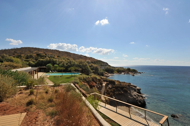 Residencia en Legrena / Thymio Papayannis and Associates - Casas