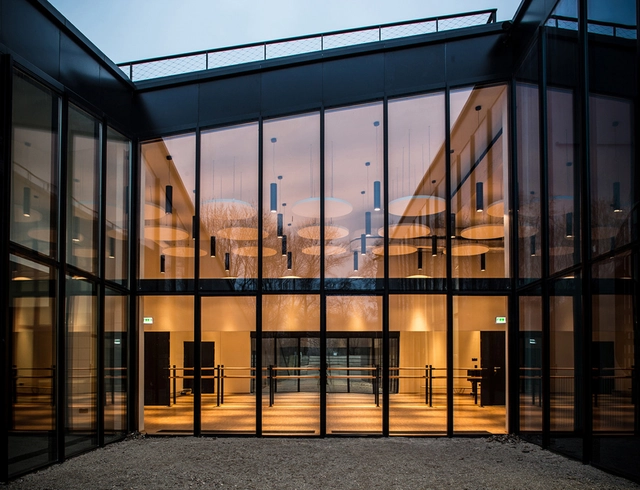 Centro Cultural en Katowice / Rafal Mazur - Centro Cultural