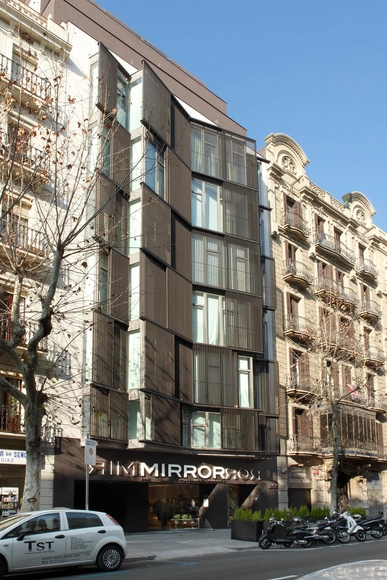 Hotel The Mirror Barcelona / GCA Arquitectes - Hotels, Facade