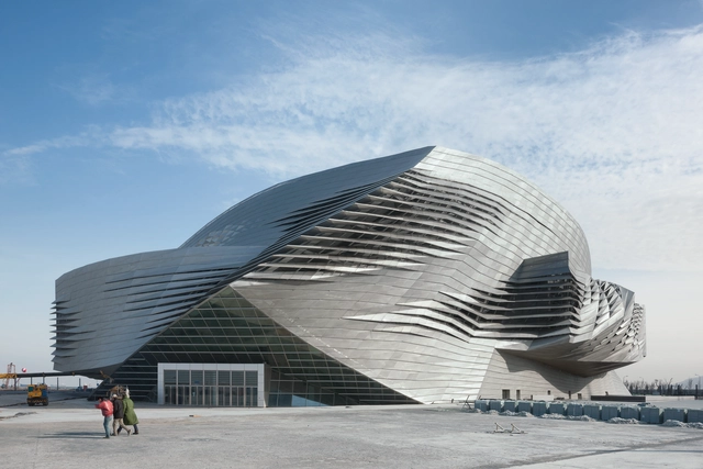 Bienal de Veneza 2014: Pavilhão austríaco explora o poder do Parlamento - Imagem de Destaque