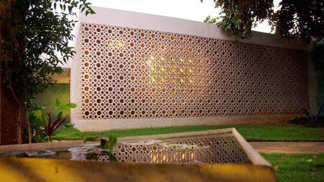 Medalla de Oro de la I Bienal de Arquitectura Regional / TACO Pabellón 3E - Imagen Principal