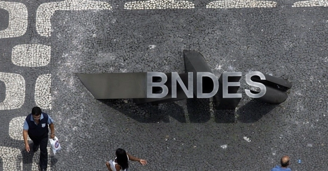 Entidades de arquitetura criticam concurso para anexo do BNDES - Imagem de Destaque