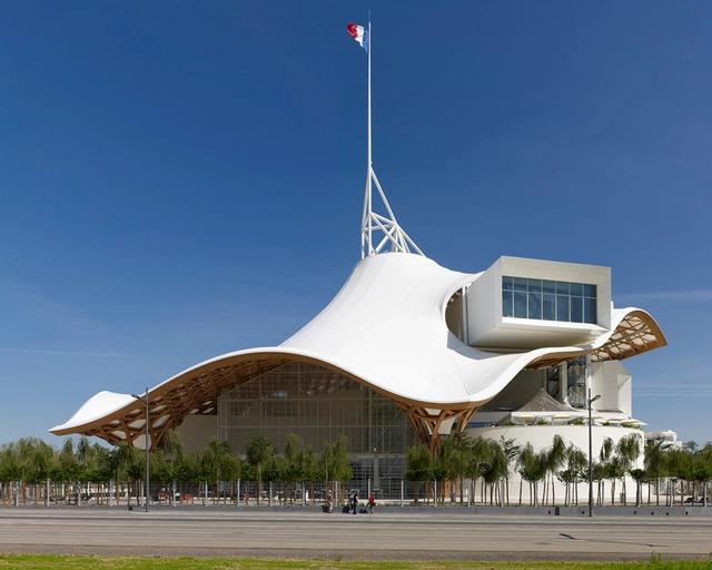 Centre Pompidou-Metz / Shigeru Ban Architects - Museu