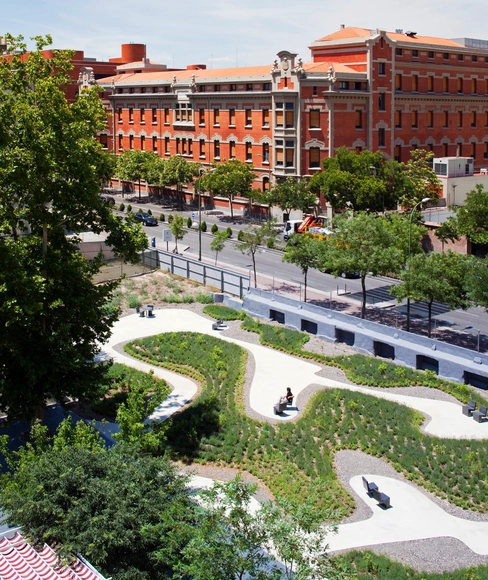 Arquitectura y Paisaje: Jardín para Residencia de ancianos La Paz por Caballero + Colón de Carvajal - Paisaje Y Arquitectura