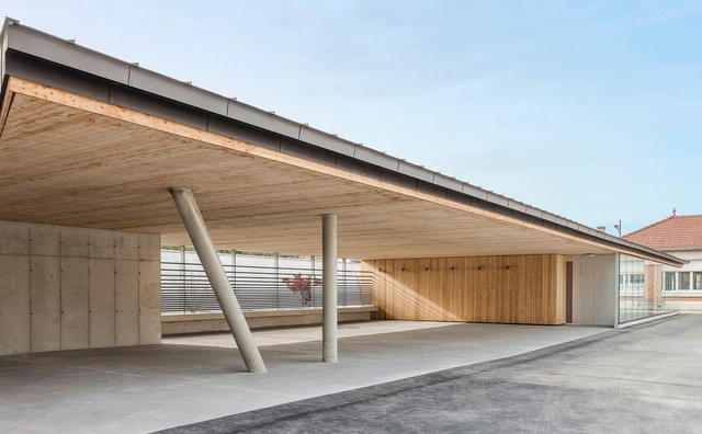 Primary School J.Jaurès II / YOONSEUX Architectes - Schools , Facade, Beam