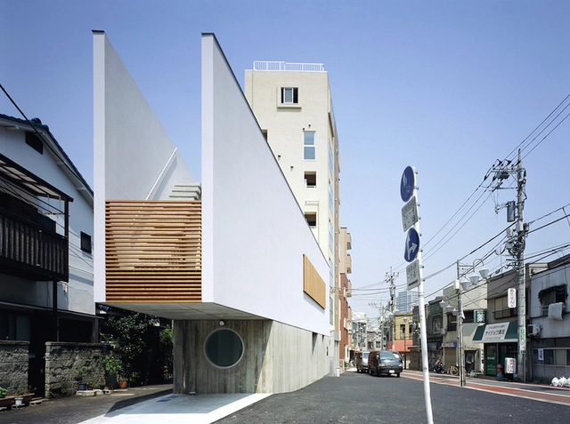 Switch Residence / APOLLO Architects &amp; Associates - Renovation, Facade