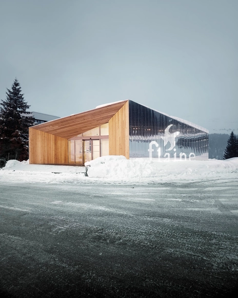 Pabellón D'acceuil De Flaine / R-Architecture - Centro De Ski
