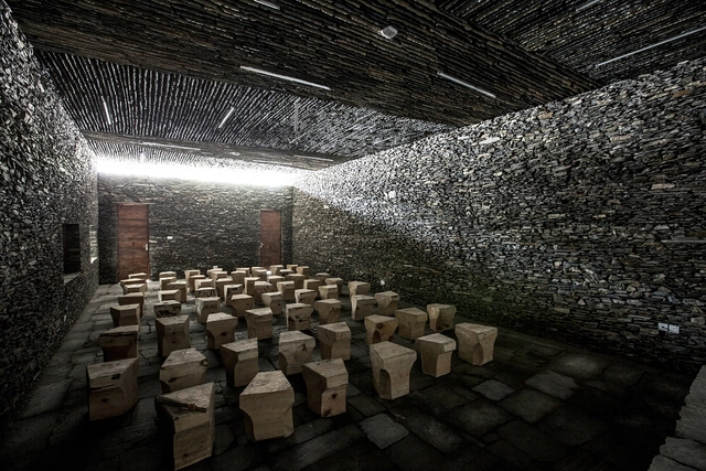 Himalesque / ARCHIUM - Centro Comunitário