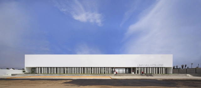 Colégio LVC / Nomena + Patricio Bryce - Escolas