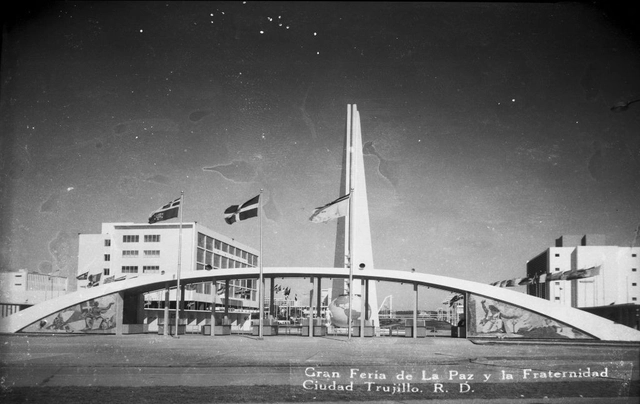 Venice Biennale 2014: Dominican Republic Seeks Funding for "La Feria Concreta" Documentary - Featured Image