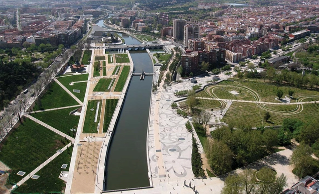 6 Cidades que trocaram suas rodovias por parques urbanos - Imagem de Destaque