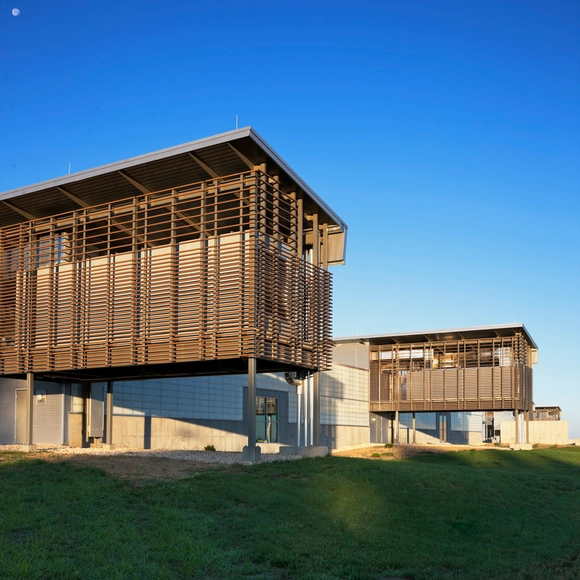 Centro de Innovación y Emprendimiento de la Universidad Estatal de Missouri Noroeste / Multistudio - Centro De Investigación