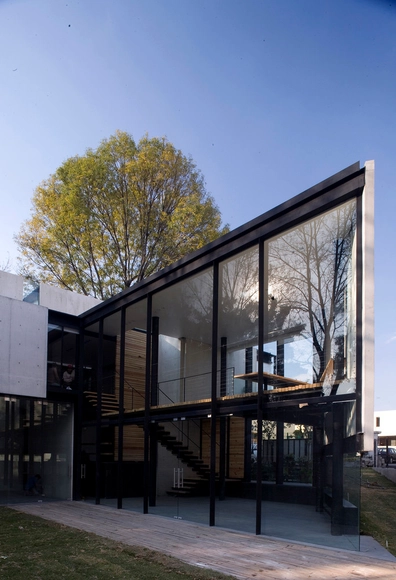 Fernández Leal 62 / Raúl Peña A. Architects - Casas