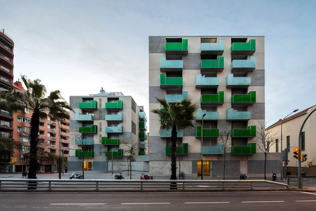 “Santa Madrona” 62 Viviendas Sociales / Pich-Aguilera Architects - Vivienda Social