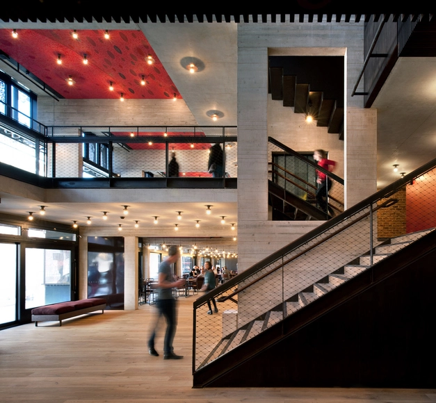 Everyman Theatre / Haworth Tompkins - Fotografía interior, Renovación, Escaleras, Fachada, Barandas