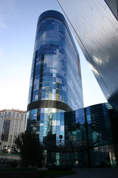 Aprueban demolición de la Torre de Foster + Partners en Las Vegas - Imagen Principal
