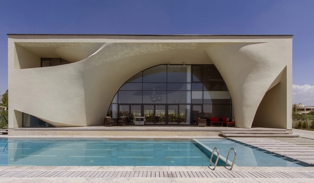 Casa Kouhsar / Next Office–Alireza Taghaboni - Casas