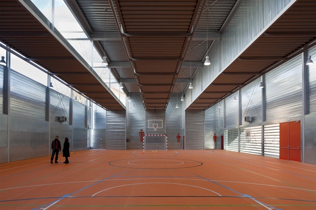Pabellón Deportivo en el C.P. Pablo Iglesias / Planta 33 Arquitectura - Ampliación