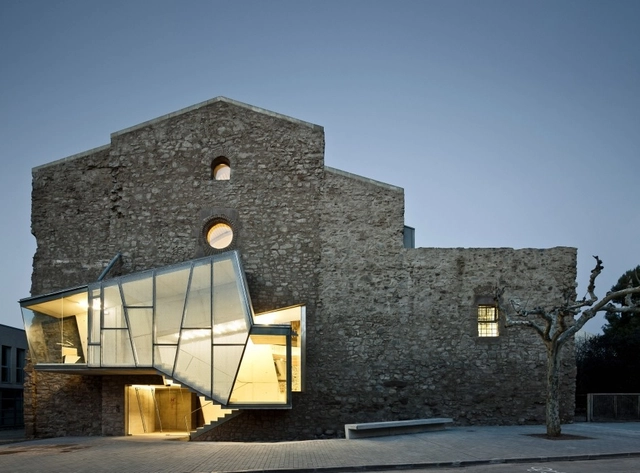 Grafting Architecture: Catalonia at Venice - Featured Image