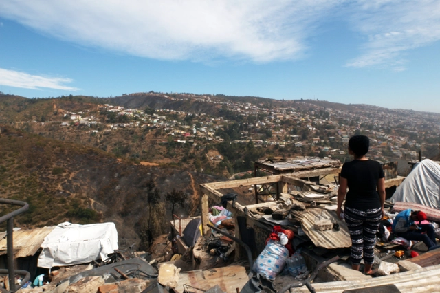 A un mes del incendio, arquitectos Daniel Morales y Marcelo Ruiz Fernández: "Valparaíso tocó fondo" - Imagen Principal