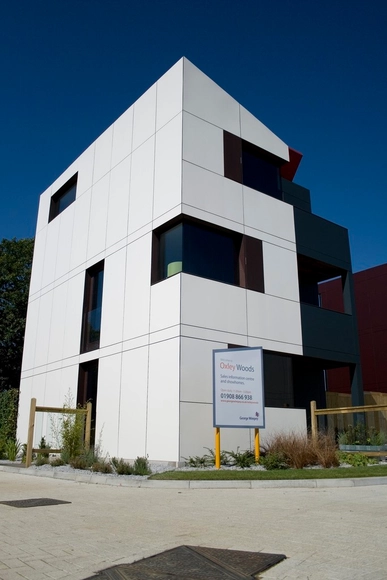 Major Defects Uncovered at Homes Designed by Rogers Stirk Harbour + Partners - Featured Image
