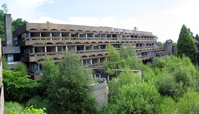 Scottish Charity Aims to Resurrect Brutalist Icon - Featured Image