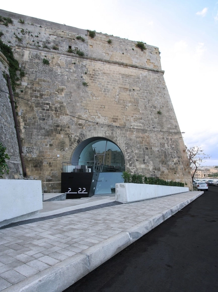 Dos Veintidós / Chris Briffa Architects - Reconversión