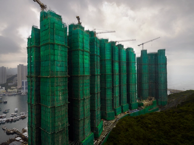 A metamorfose de Hong Kong registrada na série fotográfica "Cocoon" - Imagem de Destaque