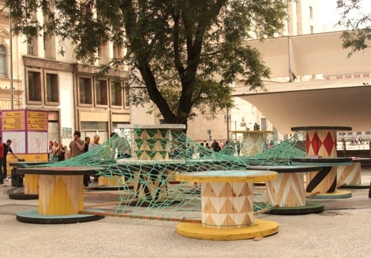 Equipamento Extraordinário / Basurama - Imagem de Destaque