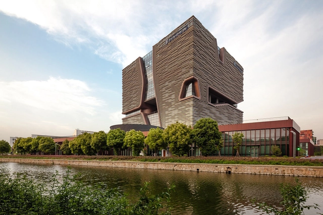 Edificio de Administración de Información de la Universidad Xi'an Jiaotong-Liverpool / Aedas - Universidad