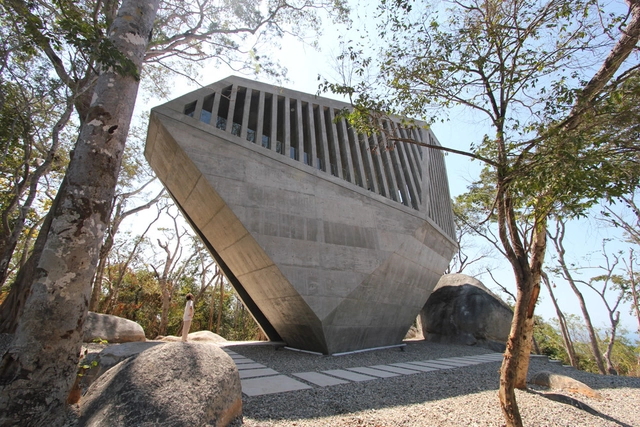 Premio Obra del Año 2011 se va a México, Capilla del Atardecer / BNKR Arquitectura  - Imagen Principal