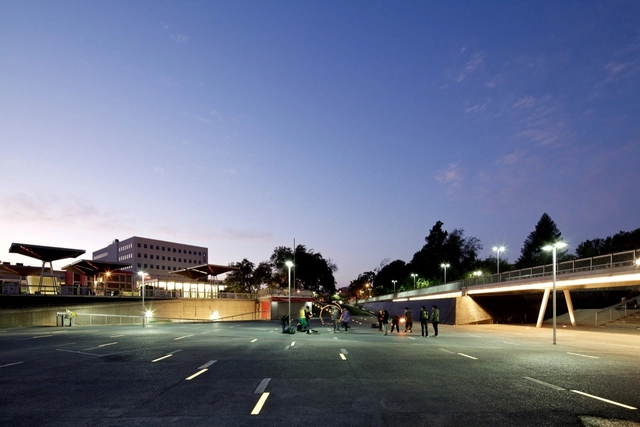 Plaza Mayor de Maipú / Mobil Arquitectos - Imagen Principal