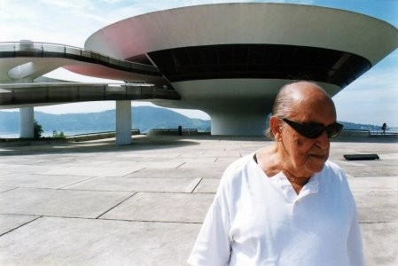 Cine y Arquitectura: "La Vida Es Un Soplo" - Imagen Principal