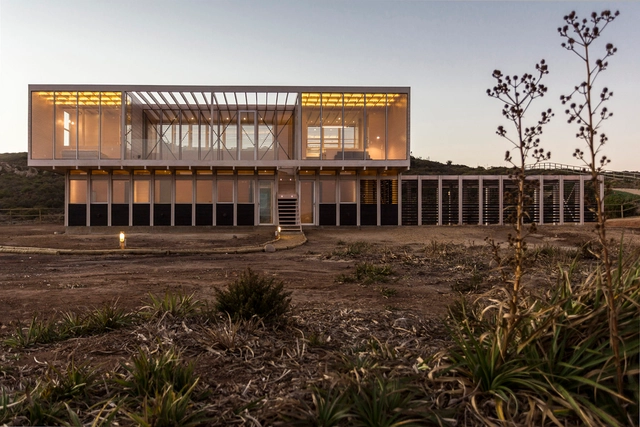 Casa Tunquén / Nicolas Loi - Casas