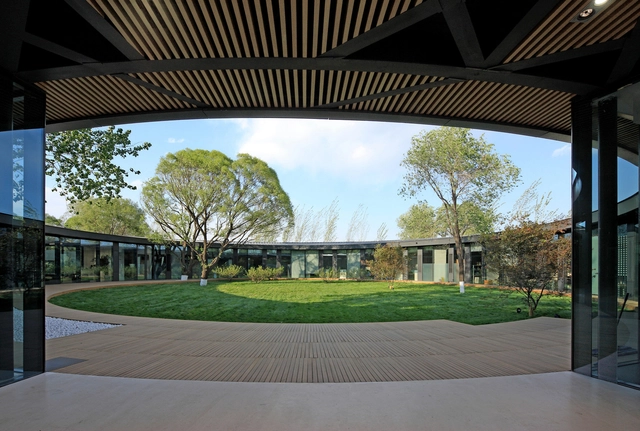 Jia Du Clubhouse / U10 - Centro Comunitario