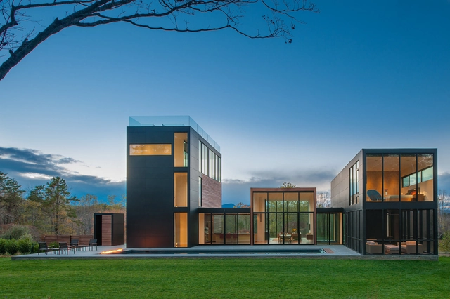 4 Springs Lane / Robert M. Gurney Architect - Houses, Facade, Arch