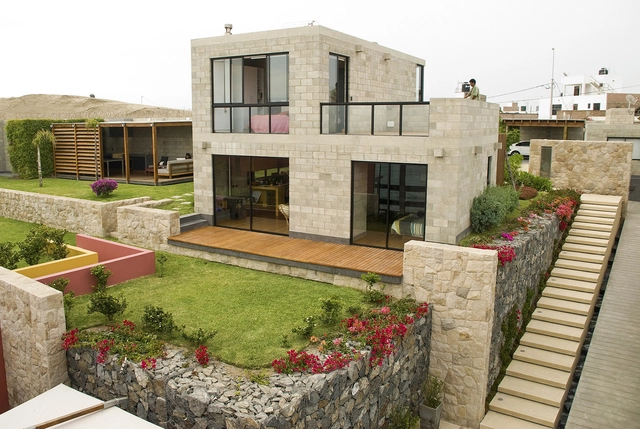 Casa ALR / Vicca Verde - Casas, Jardín, Fachada, Escaleras