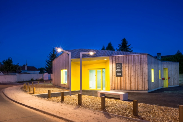 Centro comunitario Sardine  / Gayet-Roger Architects - Centro Comunitario