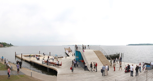Baños en el puerto Faaborg / URBAN AGENCY + JDS + Creo arkitekter - Muelle
