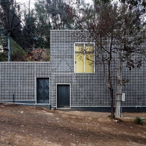 Central de Transmisiones / UMWELT + Juan Manuel Sepúlveda - Infraestructura