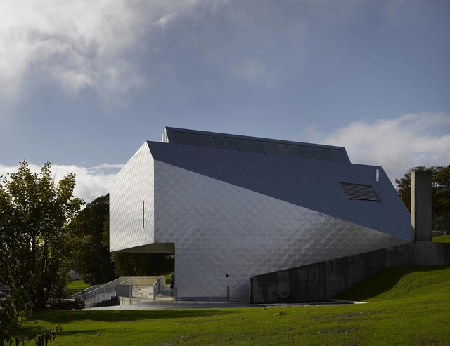 Centro Cultural Regional / MacGabhann Architects - Centro Cultural