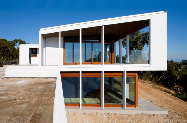 Casa T  / Cubus, Taller d’Arquitectura   - Houses, Facade, Handrail, Door