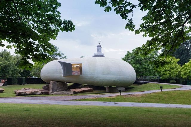 Comentários da crítica sobre o Serpentine Pavilion 2014, de Smiljan Radic - Imagem de Destaque
