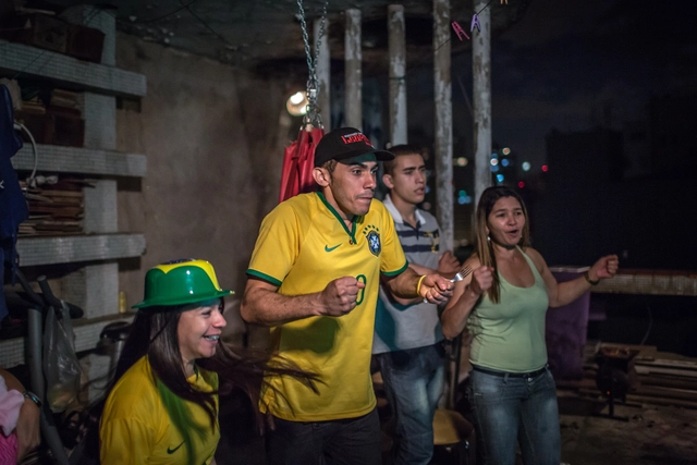 Ensayo Fotográfico “Copa Ocupada #01”, por Leandro Moraes - Imagen Principal