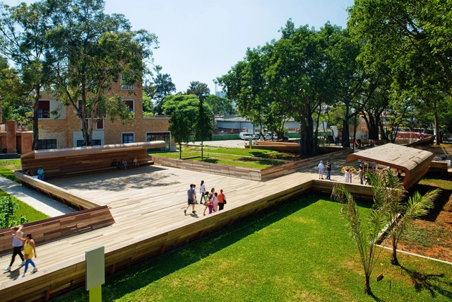 Arquitectura y Paisaje: Plaza Victor Civita, un museo abierto de Sustentabilidad por Levisky Arquitetos + Anna Dietzsch - Paisaje Y Arquitectura