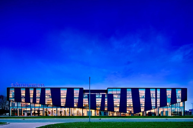 Grupo Schuurman / Bekkering Adams Architects - Edificio De Oficinas