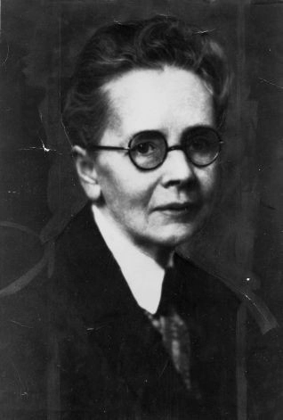 Why We Can Thank Gehry, Graves, and Scott Brown for Julia Morgan's AIA Gold Medal Win - Featured Image